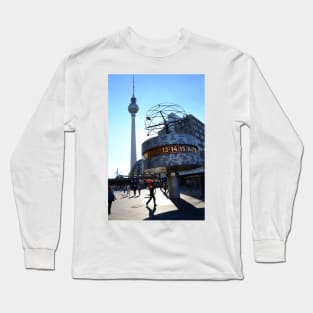 World Clock Berlin Long Sleeve T-Shirt